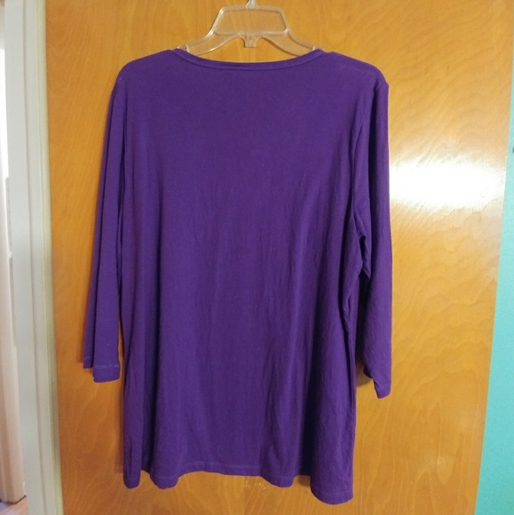 It's a Laura Scott extra large ladies blouse - Picture 3 of 7